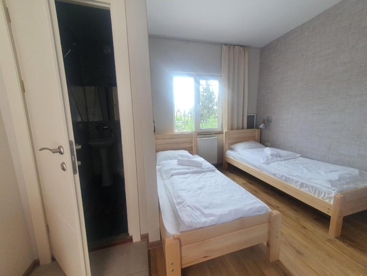 Guest House Zemeli Tbilisi Exterior foto