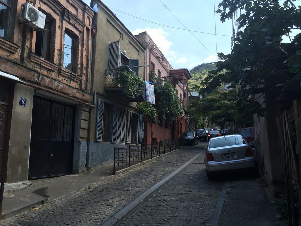 Guest House Zemeli Tbilisi Exterior foto